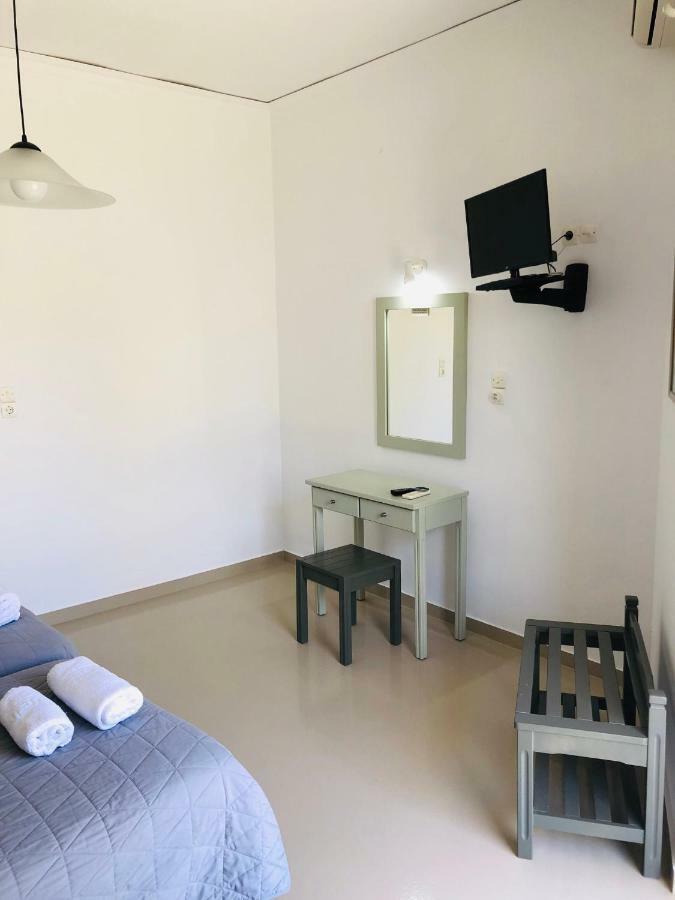 Delta Studios Gerani  Bagian luar foto